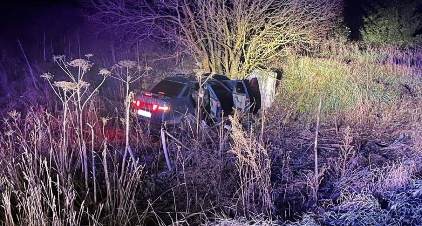 Под Кирово-Чепецком лихач на "десятке" спровоцировал погоню и попал в жуткое ДТП