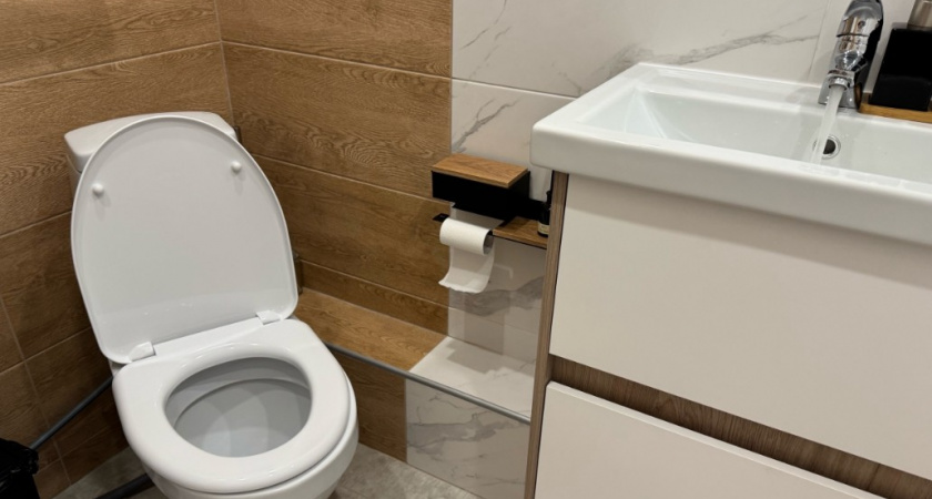 Бросаю в унитаз зубчики чеснока и не могу нарадоваться своей смекалке: полная дезинфекция без капли химии