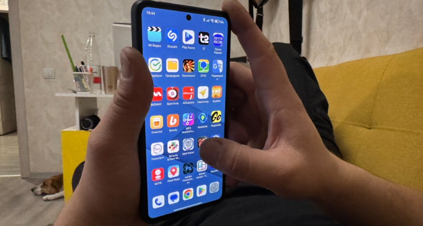 Очищаю память на телефоне, но ничего не удаляю - даже фото не трогаю