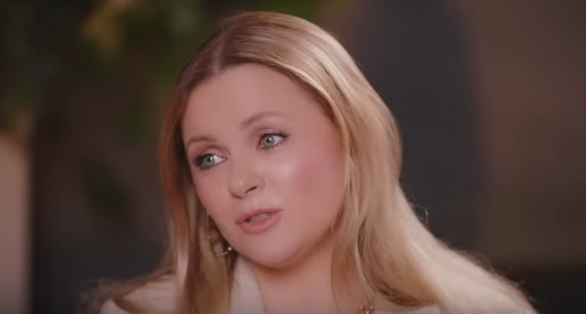 «Да она же совсем безграмотная!»: жену Игоря Николаева обругали за 2 ошибки в предложении - хейтеры жестко прошлись по Проскуряковой