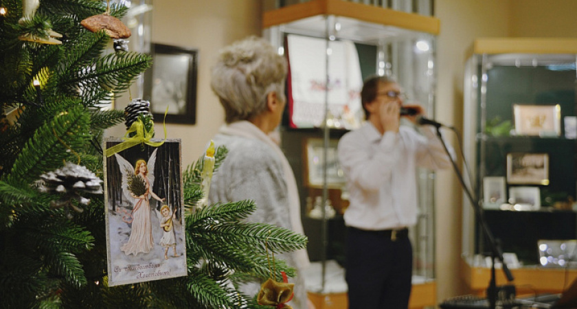 Кировские музеи готовят новогодние выставки: "морская" елка и старинные игрушки (0+)