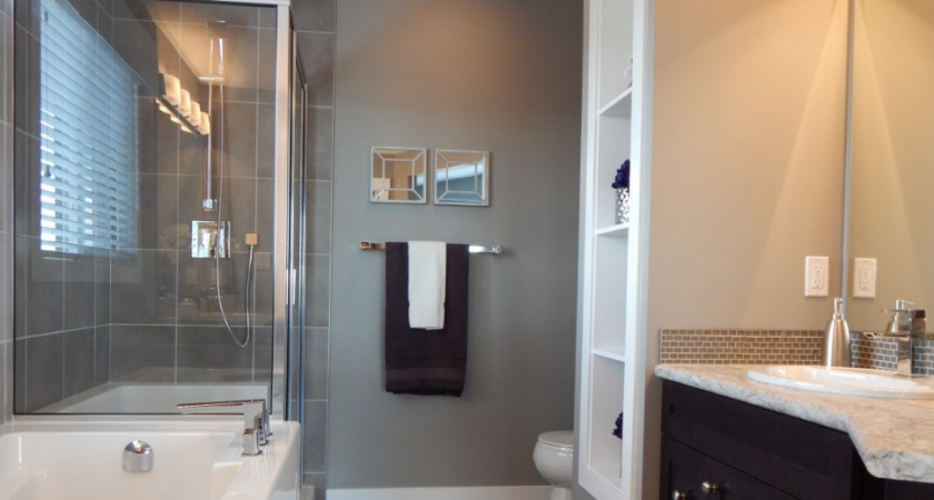 Никогда не поставлю в доме душевую кабинку - и вот почему. Ушлый мастер рассказал о главных минусах