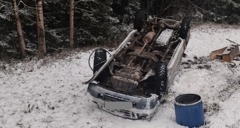 За один час на трассе под Кировом произошло два жестких ДТП: пятеро пострадали