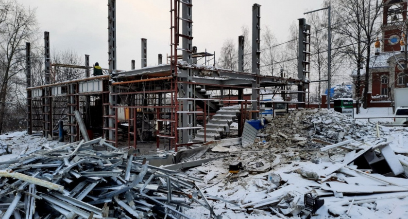 В Кирове прокуратура через суд принудила мэрию снести дома на четырех улицах