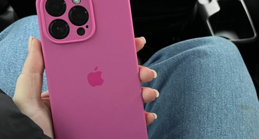 7 неочевидных мест, где телефон рискует выйти из строя — проверьте, не храните ли вы его там