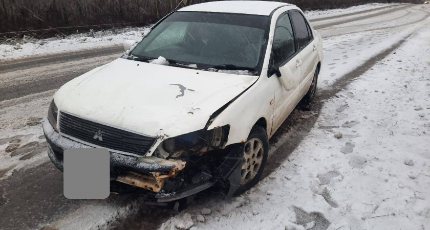 Водитель иномарки задавил мужчину на дороге к кладбищу под Кирово-Чепецком