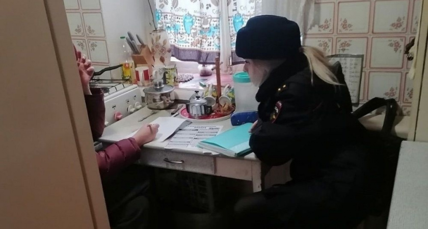 Житель Омутнинска довел родную дочь издевательствами до душевного расстройства