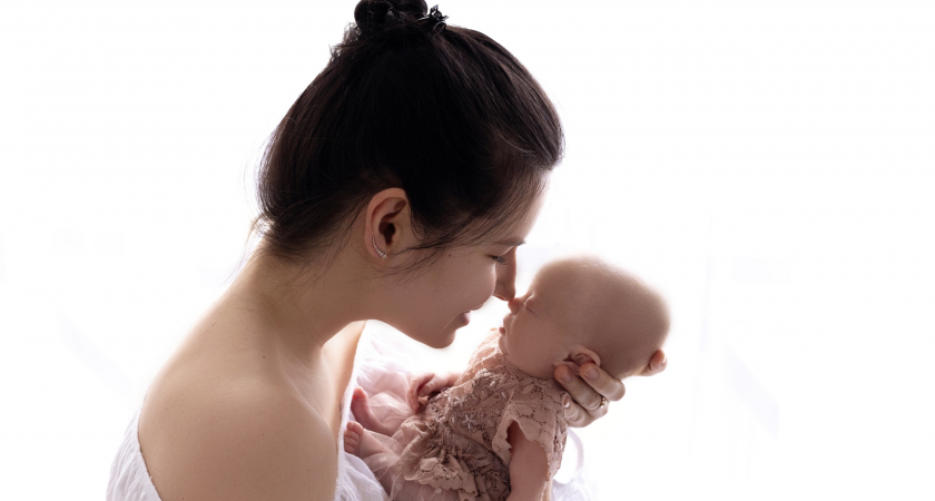 "Была размером с ладошку": кировчанка родила на 26-й неделе девочку весом 720 граммов 