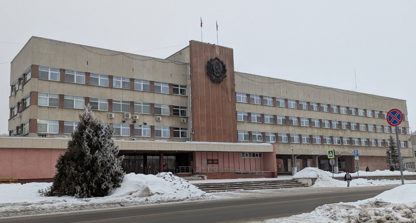 В Кирово-Чепецке представили двух кандидатов на пост главы администрации города