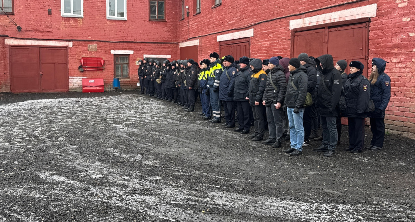 Под Кировом силовики искали две группы диверсантов, "атакующих" регион дронами