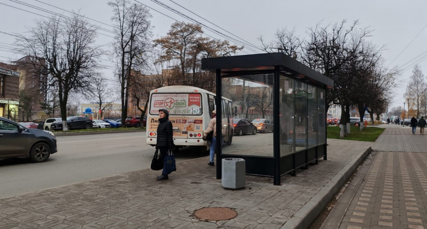 Инспектор ГАИ поставил точку: можно ли останавливаться на автобусной остановке, чтобы высадить пассажира