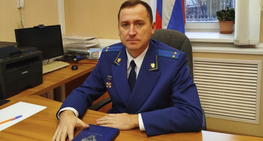 Котельничанин Денис Матвеев стал прокурором Даровского района