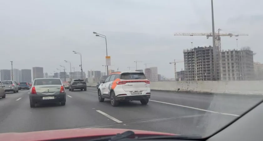 В ГАИ поставили точку: можно ли обгонять справа - обязан знать каждый водитель