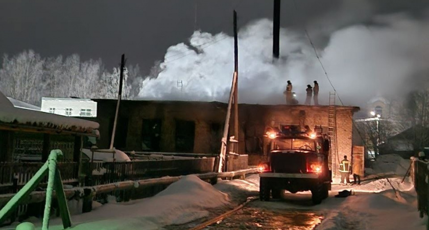 В Юрье произошел пожар в котельной, без тепла остались несколько домов