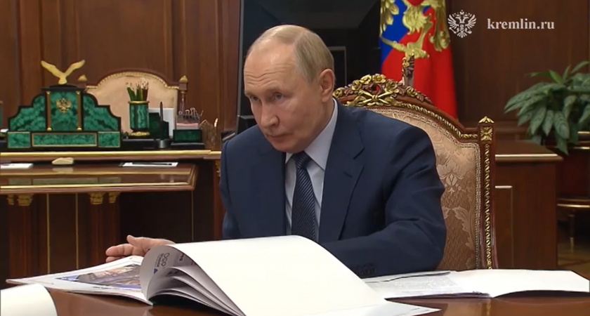 Владимир Путин присвоил почетные звания еще трем жителям Кировской области