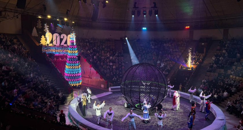 Вызов гравитации, триумф человеческой воли над страхом: чем восхищает новое цирковое шоу “На грани экстрима” 