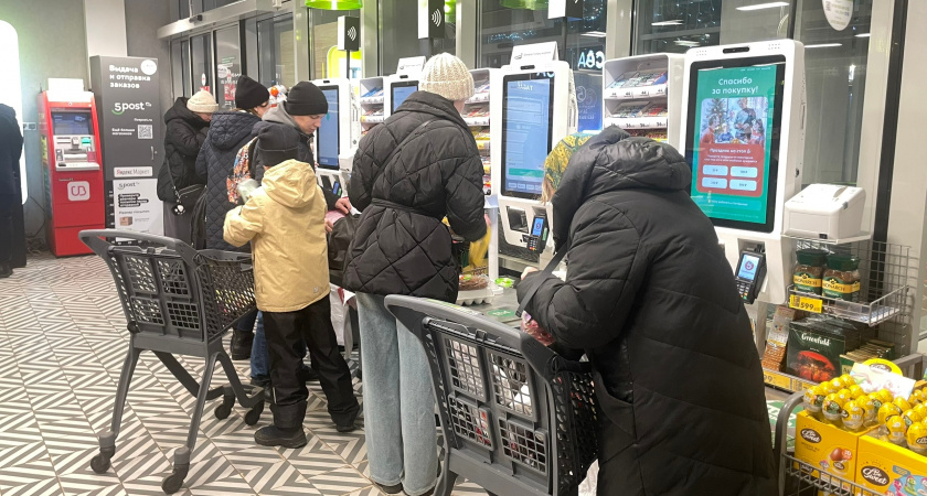 Стало известно, во сколько обойдется новогодняя продуктовая корзина в России