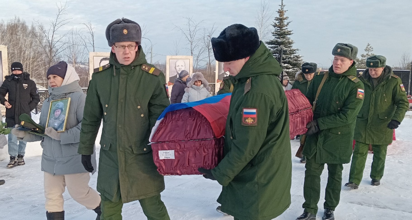 В последний путь проводили бойца СВО из Малмыжского района