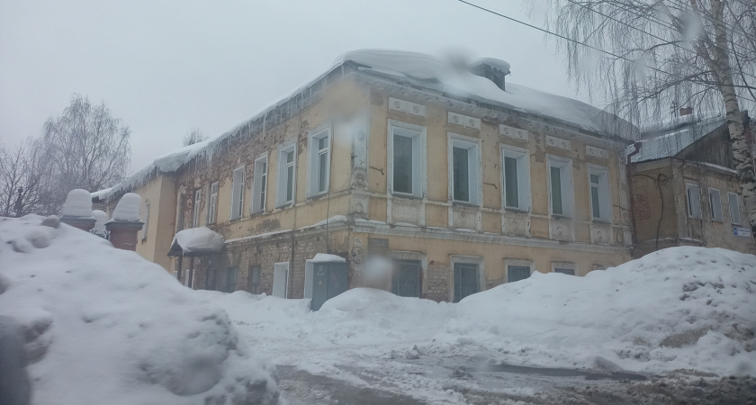 Не менее 40 жителей Кировской области покалечились на обледеневших тротуарах