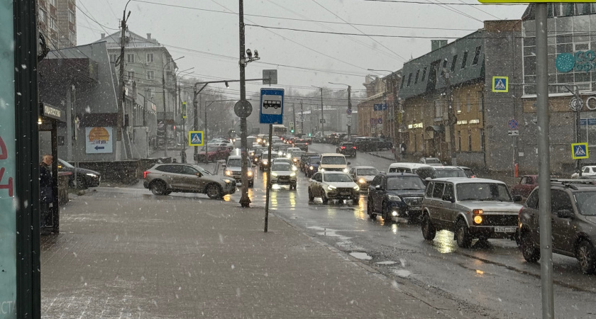 Нужно ли на пару секунд включать фары перед запуском двигателя в сильный мороз, чтобы "взбодрить" аккумулятор 