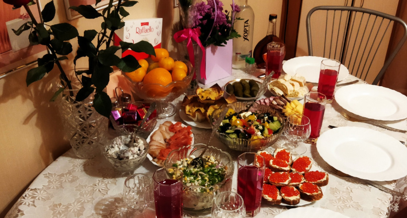 Не выбрасывайте остатки с новогоднего стола: 6 рецептов, чтобы дать им вторую жизнь после праздника