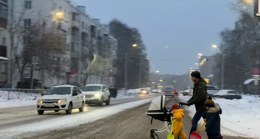 Шаг на «зебру» теперь не работает: вот когда водитель обязан уступить пешеходу и что ответить инспектору ГИБДД