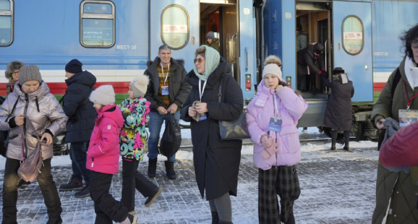 В Киров прибыл туристический поезд "Вятская сказка"