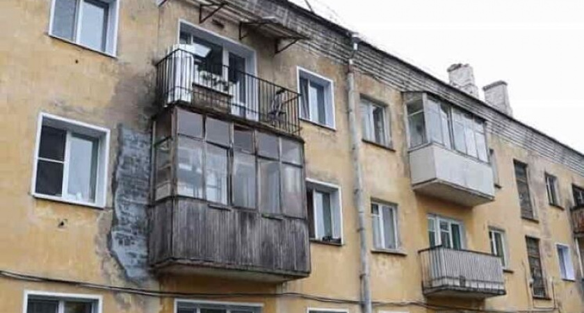 В Кирове прокуратура заставила управляющую компанию отремонтировать крышу дома