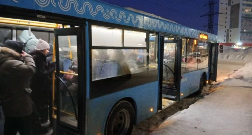 Власти Кирова проверили работу пересадочного маршрута №90 после жалоб горожан