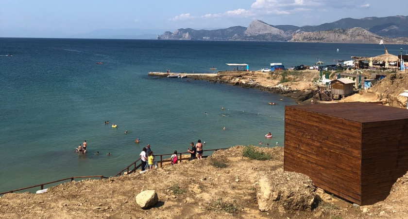 "Злые люди, змеи, грязь и невкусная еда": туристы делятся своим разочарованием от визита в Абхазию