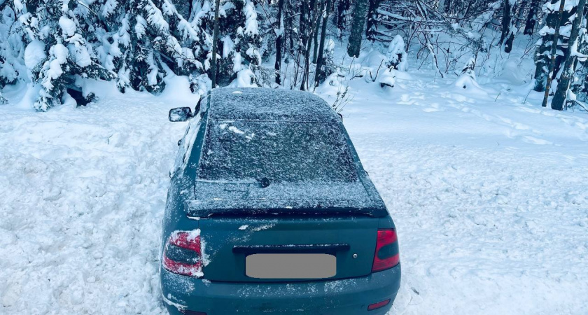 Женщина пострадала в аварии с опрокидыванием на трассе в Свечинском районе