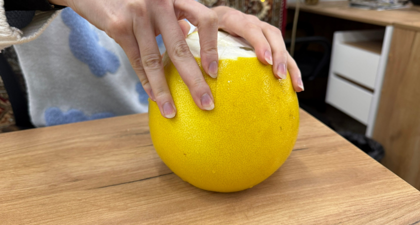 Ученые назвали самый полезный фрукт на зиму - не яблоко, не банан и в три раза полезнее цитрусов