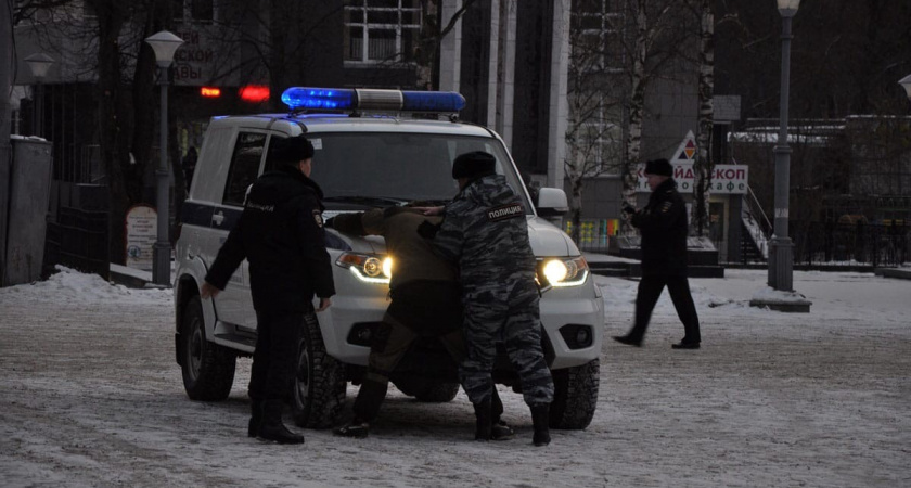 В Кирове гонщик не подчинился полицейским и устроил погоню с жестким задержанием