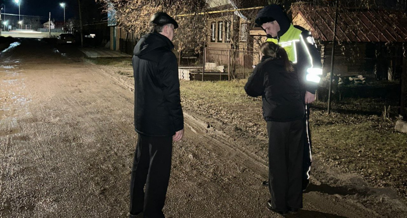 В Вятских Полянах прокуратура заинтересовалась падением школьницы в канаву