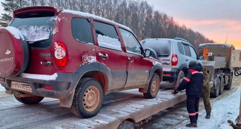 Судебные приставы отправили в Донбасс два отнятых у кировчан внедорожника