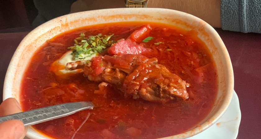 3 неожиданных ингредиента в борщ: благодаря им блюдо получится в 5 раз вкуснее