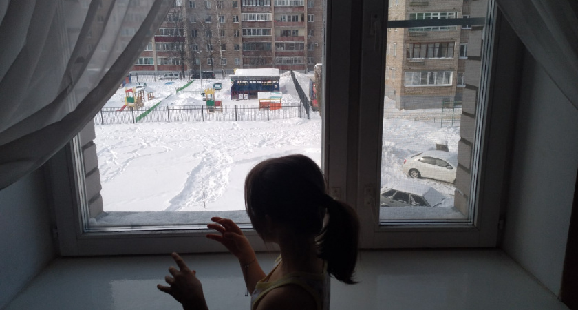 Шторы – прошлый век: чем закрыть окна, чтобы прохожие с улицы вас не видели - 6 отличных вариантов