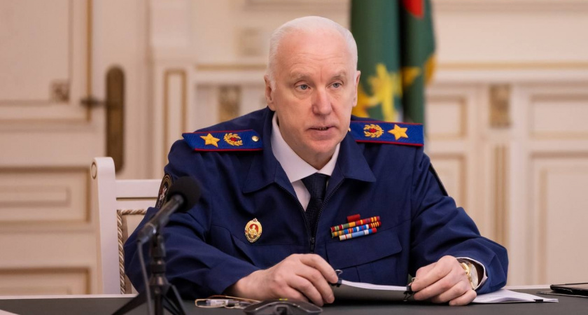 Глава СК России выясняет, почему ветхий дом под Кировом не признают аварийным