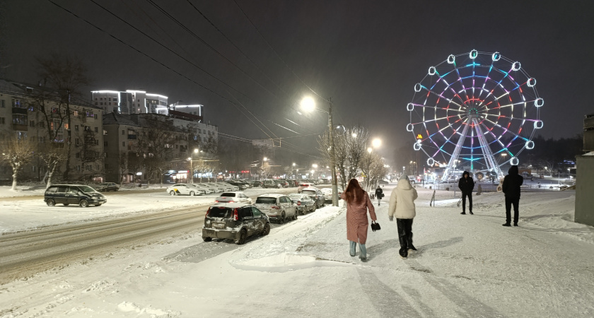 "Выделенку" и 3 новых светофора на Октябрьском проспекте в Кирове сделают летом