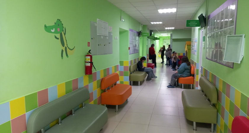 ДМС для новорождённого: реальная забота о здоровье или дорогая иллюзия спокойствия