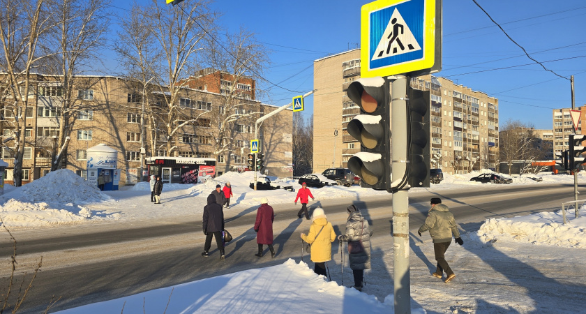 Верховный Суд поставил точку: должен ли водитель ждать, пока пешеход полностью перейдет дорогу