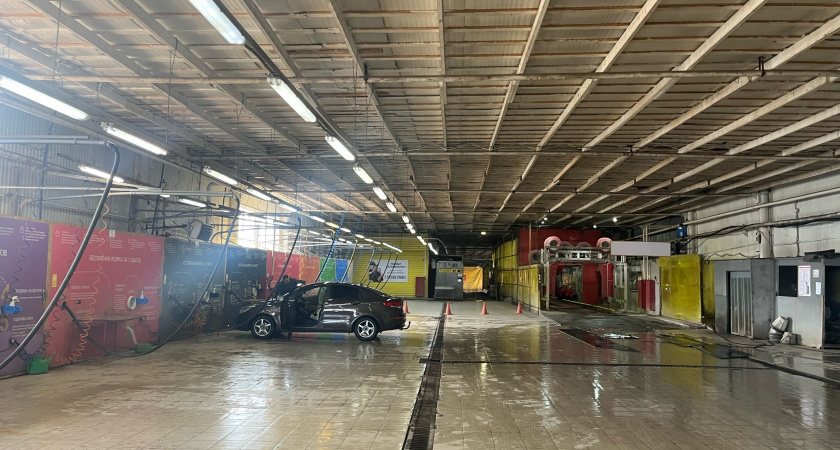 Почему опытные водители моют машины зимой только по схеме: правило «трёх температур» - вся фишка в физике процесса