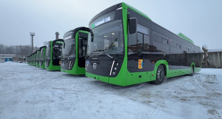 Новые автобусы из очередной поступившей партии вышли на пять маршрутов в Кирове