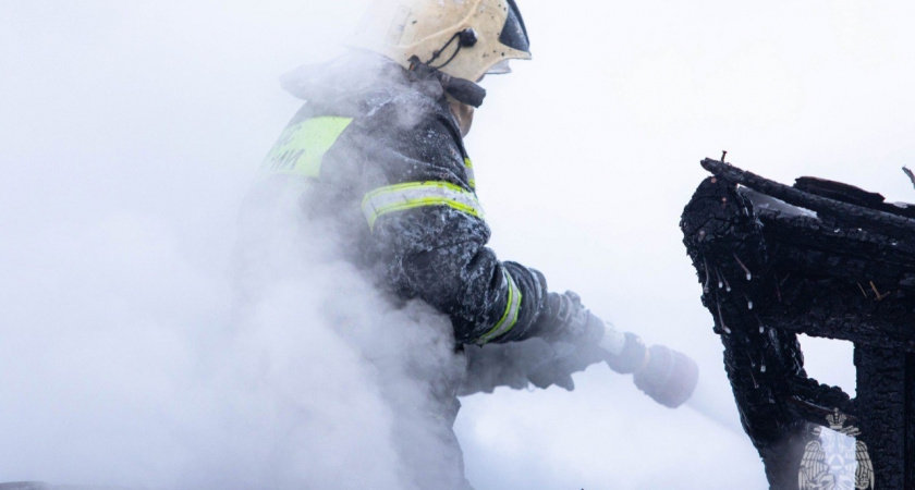 В Кирове семья с двумя детьми отравилась угарным газом