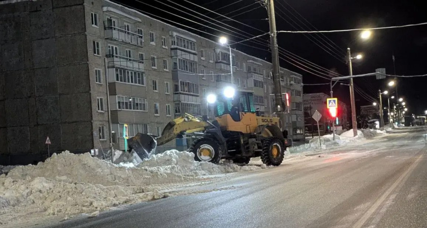 Администрация Кирова анонсировала снеговывозку с 25 участков в ночь на 5 февраля
