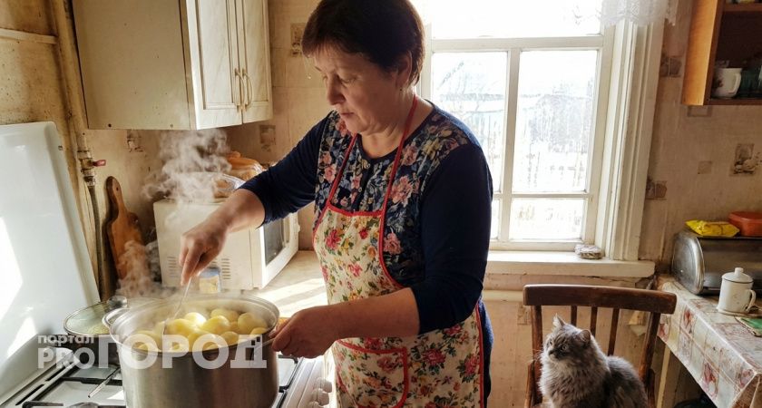 Картофель варите не в воде, а в этом - впитает все блаженство: вот какой секрет знают шеф-повара