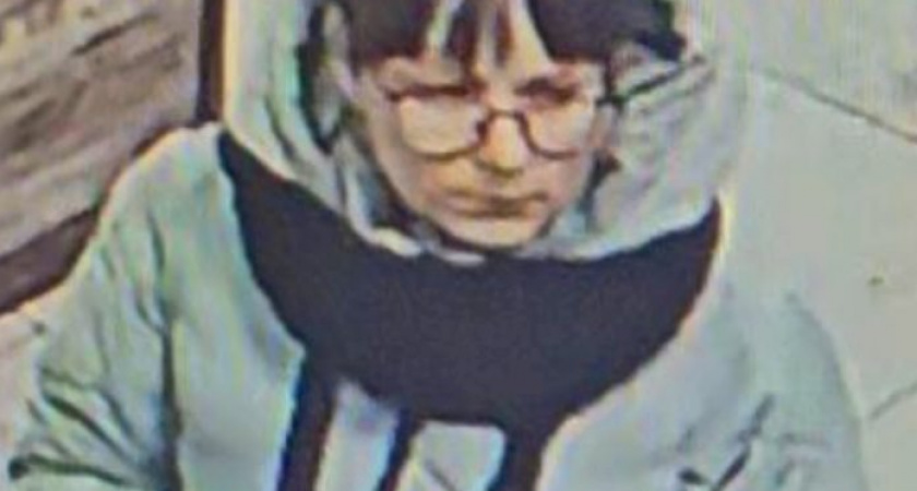 Кировчанка вынеста из магазина золота на 100 тысяч рублей: ее разыскивают