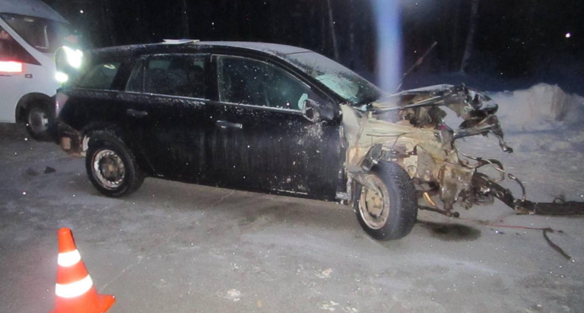Следователи возбудили дело из-за гибели двух человек в страшном ДТП под Кировом