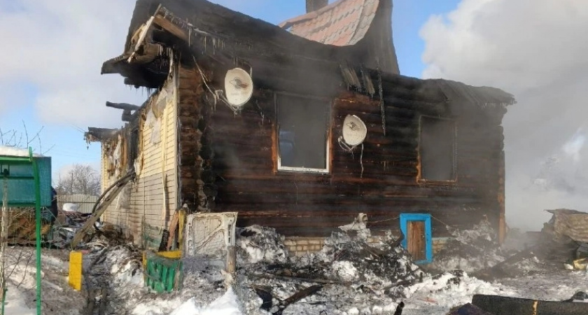 Раскрыта личность погибшего при масштабном пожаре в Омутнинском районе