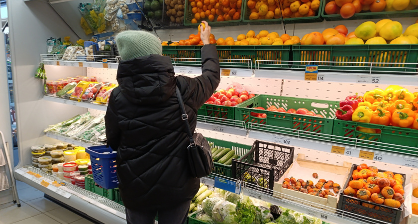 Названы продукты, подешевевшие в первую неделю февраля в России 